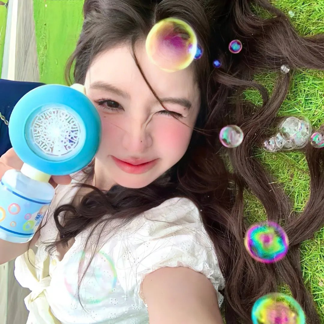 血色海湾背后